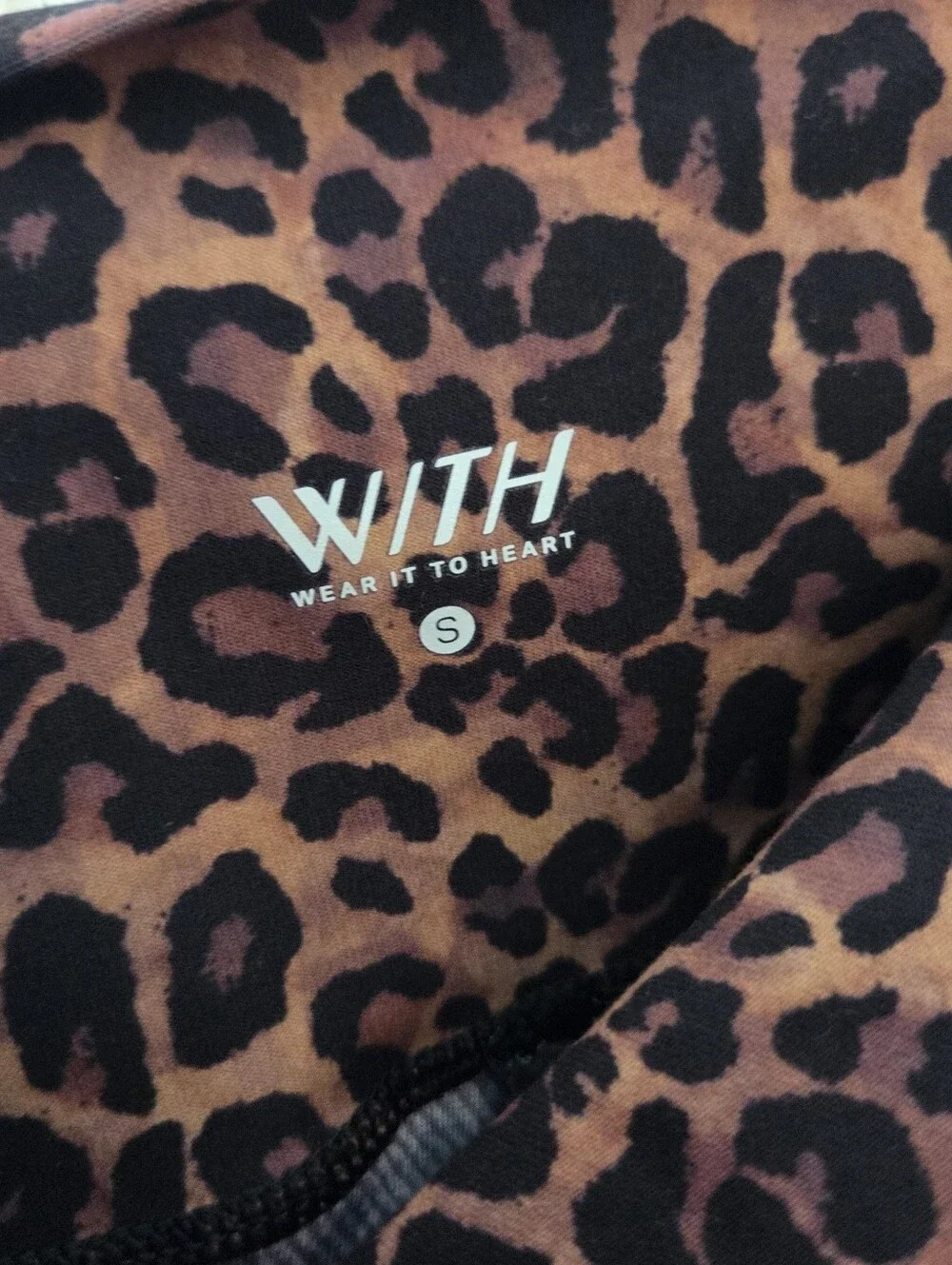 RARE WITH Peloton Real Cheetah Print Capri Leggings Pants Size Small Workout